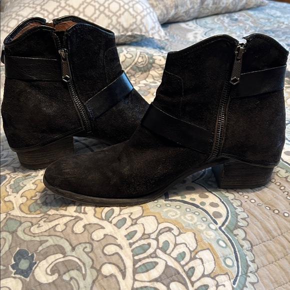 Donald J. Pliner Black Suede Leather Ankle Booties - Picture 5 of 5